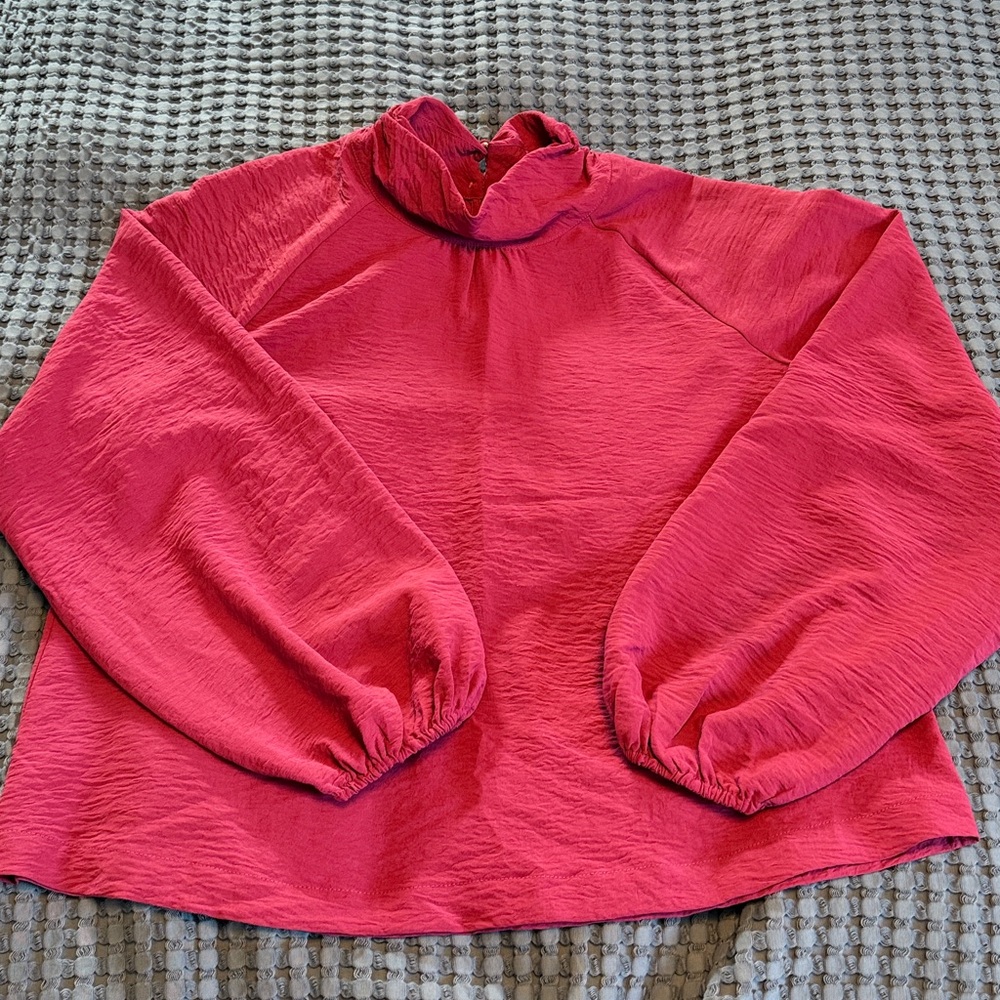 Evereve Dark Fuschia Long Sleeve Blouse with Raglan Puff Sleeves